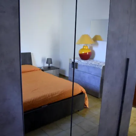 Lm Home Casa Di Campagna A 2 Min A Piedi Dal Mare Augusta Exterior foto